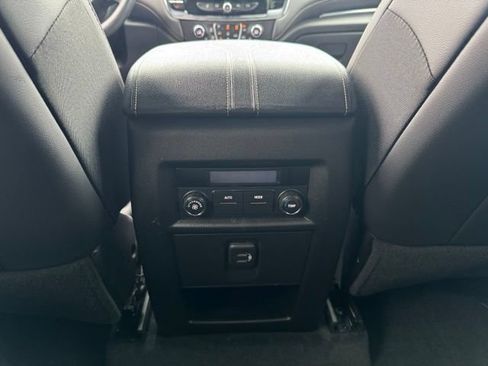 Certified 2023 Chevrolet Traverse LT AWD/4WD image 10