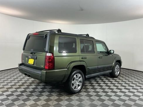 Used 2007 Jeep Commander Sport AWD/4WD image 5