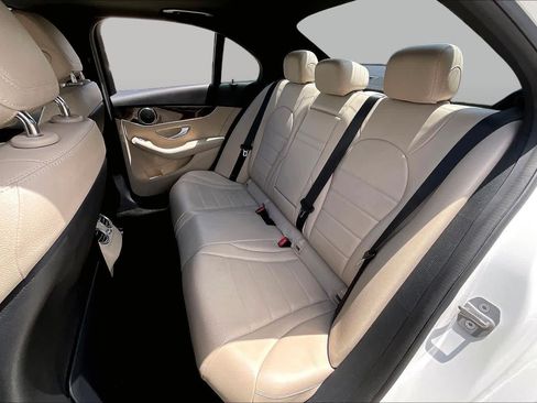 Used 2018 Mercedes-Benz C 300 Sedan image 18