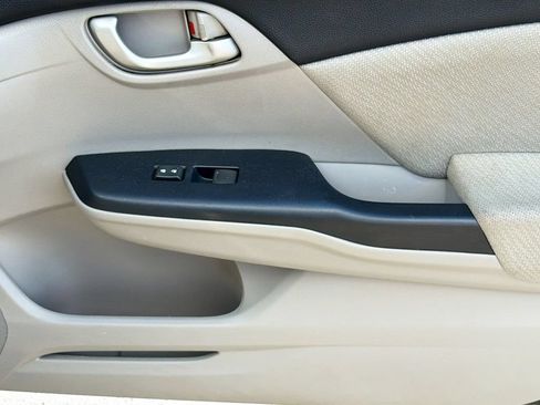 Used 2013 Honda Civic LX image 29