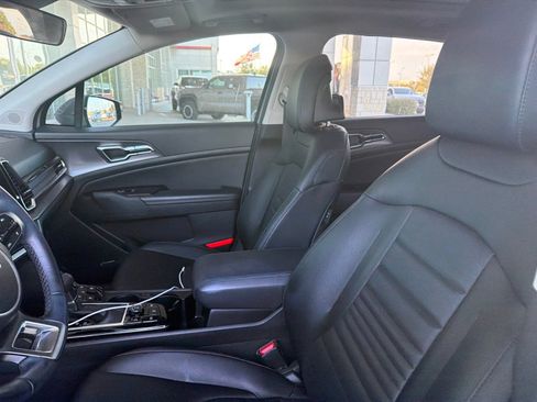 Used 2024 Kia Sportage SX AWD/4WD image 10