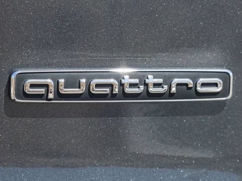 Used 2023 Audi Q5 2.0T Premium Plus w/ Premium Plus Package AWD/4WD image 7