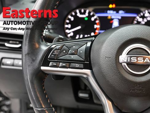 Used 2023 Nissan Altima 2.5 SR AWD/4WD image 15