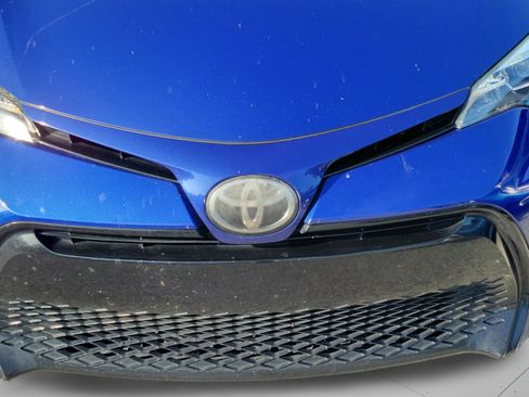 Used 2017 Toyota Corolla XSE FWD image 11