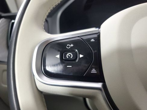 Used 2024 Volvo XC60 B5 Plus w/ Climate Package AWD/4WD image 27