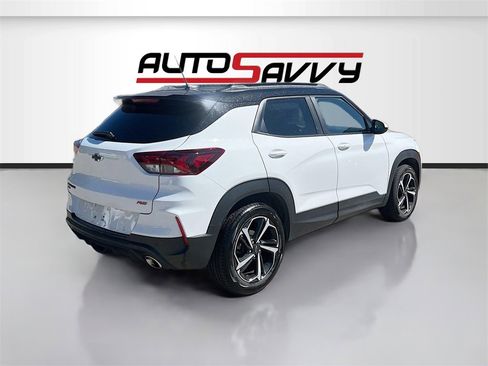 Used 2023 Chevrolet TrailBlazer RS w/ Sun and Liftgate Package image 7