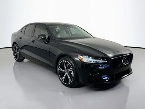 New 2025 Volvo S60 B5 Plus w/ Climate Package image 3
