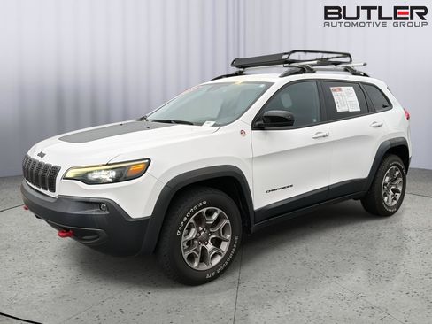 Used 2022 Jeep Cherokee Trailhawk w/ Premium Leather Package AWD/4WD image 1