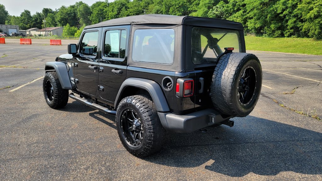 Used 2020 Jeep Wrangler Unlimited Sport AWD/4WD image 9