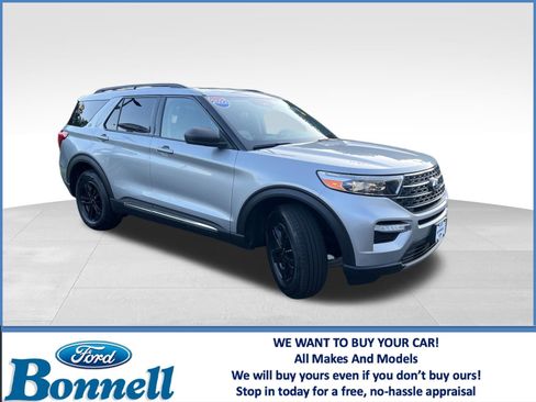 Certified 2022 Ford Explorer XLT w/ Equipment Group 202A image 6
