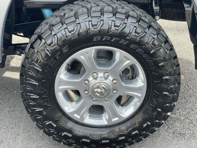 Used 2024 RAM 2500 Big Horn w/ Off Road Package AWD/4WD image 11