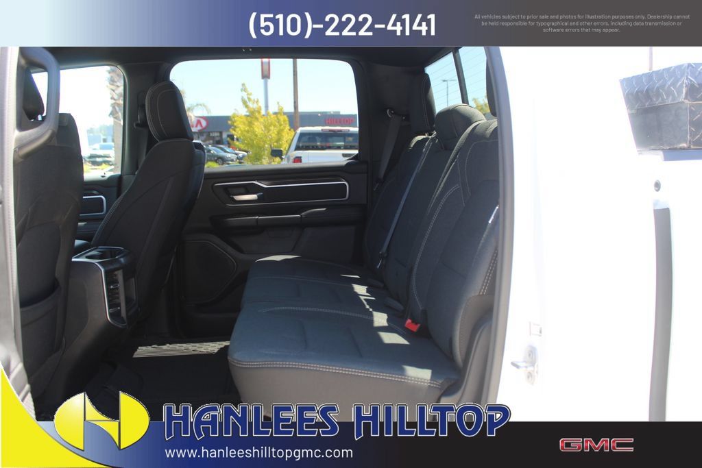 Used 2022 RAM 1500 Big Horn AWD/4WD image 14