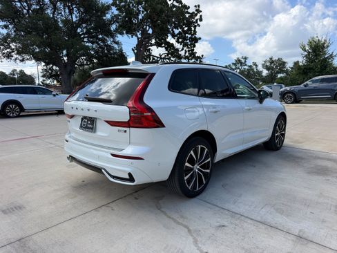 Certified 2024 Volvo XC60 B5 Plus w/ Protection Package Premier AWD/4WD image 6