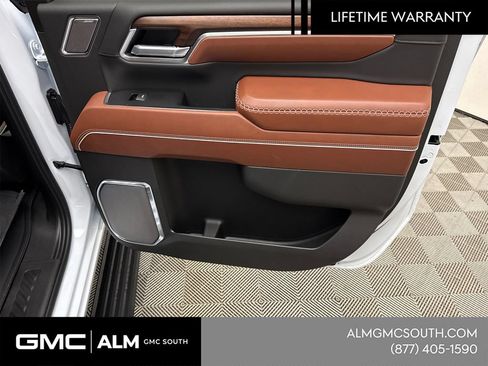New 2026 GMC Sierra 2500 Denali Ultimate AWD/4WD image 18