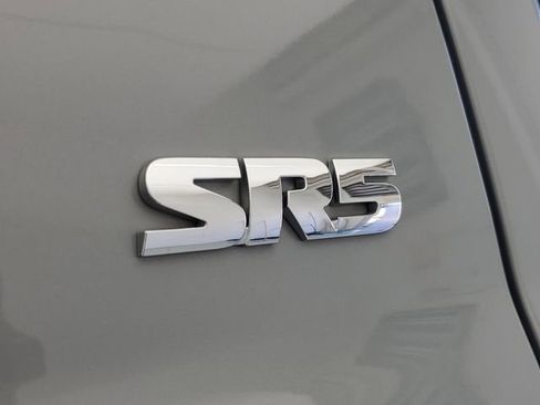 Used 2019 Toyota Tundra SR5 AWD/4WD image 12