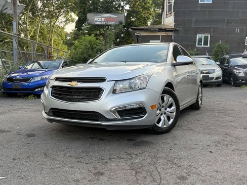Used 2015 Chevrolet Cruze LT FWD image 5