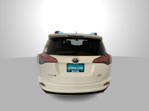 Used 2018 Toyota RAV4 XLE w/ Plus Extra Value Package image 7