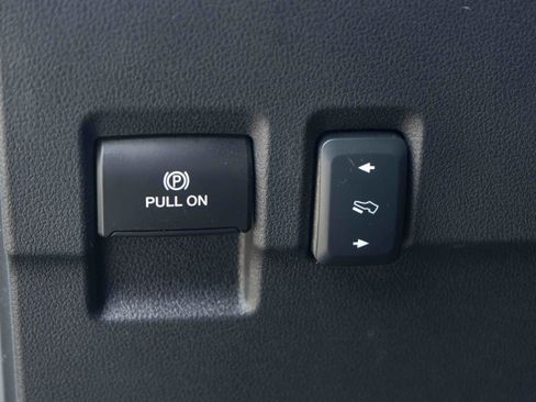 Used 2026 Ford F250 Lariat w/ Black Appearance Package AWD/4WD image 37