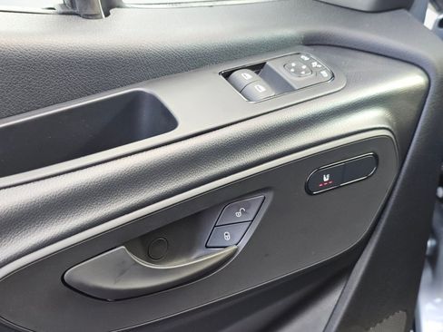 New 2025 Mercedes-Benz Sprinter 2500 image 17