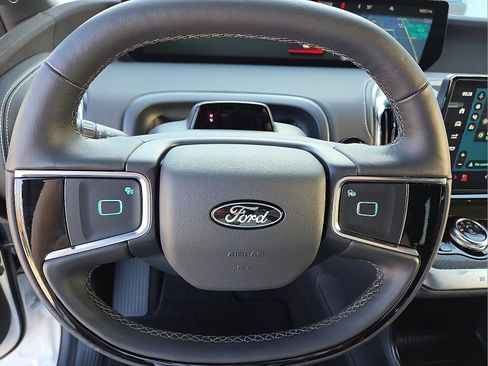 New 2025 Ford Expedition Platinum w/ Stealth Performance Package image 24