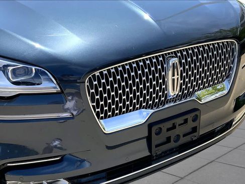 Used 2022 Lincoln Aviator Reserve w/ Equipment Group 201A AWD/4WD image 28