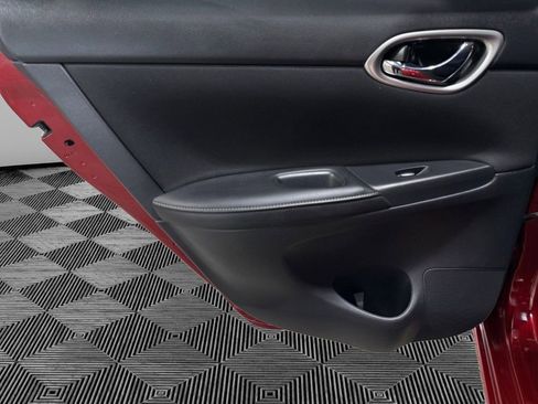 Used 2019 Nissan Sentra SV w/ Special Edition Package FWD image 17