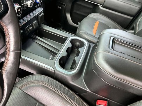 Used 2020 GMC Sierra 1500 AT4 w/ Off-Road Performance Package AWD/4WD image 15