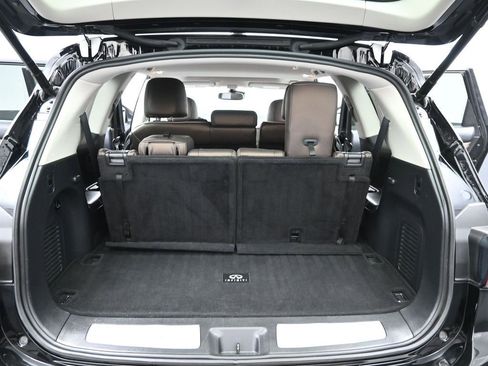 Used 2019 INFINITI QX60 Luxe w/ Essential Package AWD/4WD image 13