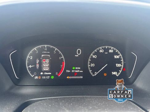 Used 2025 Honda Pilot Sport image 9
