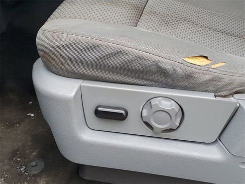 Used 2012 Ford F150 XLT w/ XLT Convenience Pkg image 31