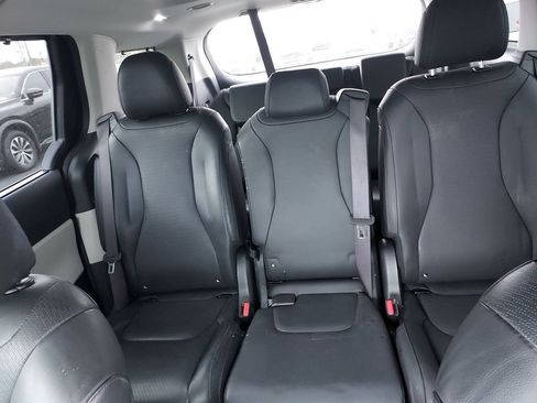 Used 2024 Kia Carnival SX Prestige FWD image 13