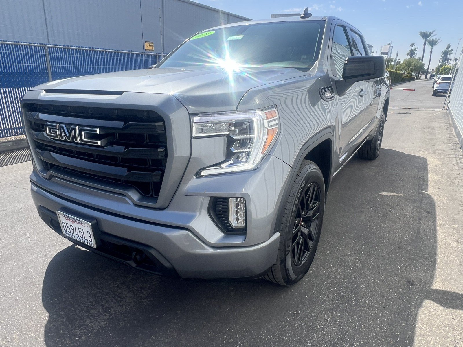 Used 2021 GMC Sierra 1500 Elevation w/ LPO, Elevation Black Package AWD/4WD image 9