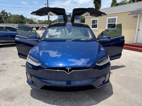 Used 2017 Tesla Model X 75D AWD/4WD image 9