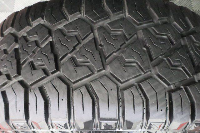 Used 2014 Ford F250 Platinum w/ FX4 Off-Road Package AWD/4WD image 82