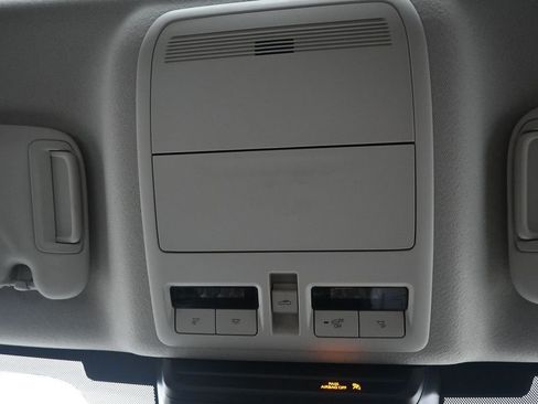 Used 2025 MAZDA MAZDA3 s FWD image 21