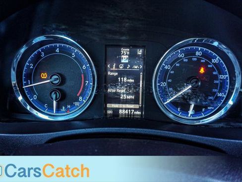 Used 2018 Toyota Corolla XLE image 32