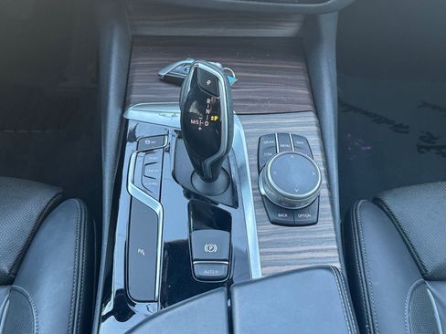 Used 2019 BMW 540i xDrive w/ Executive Package image 19