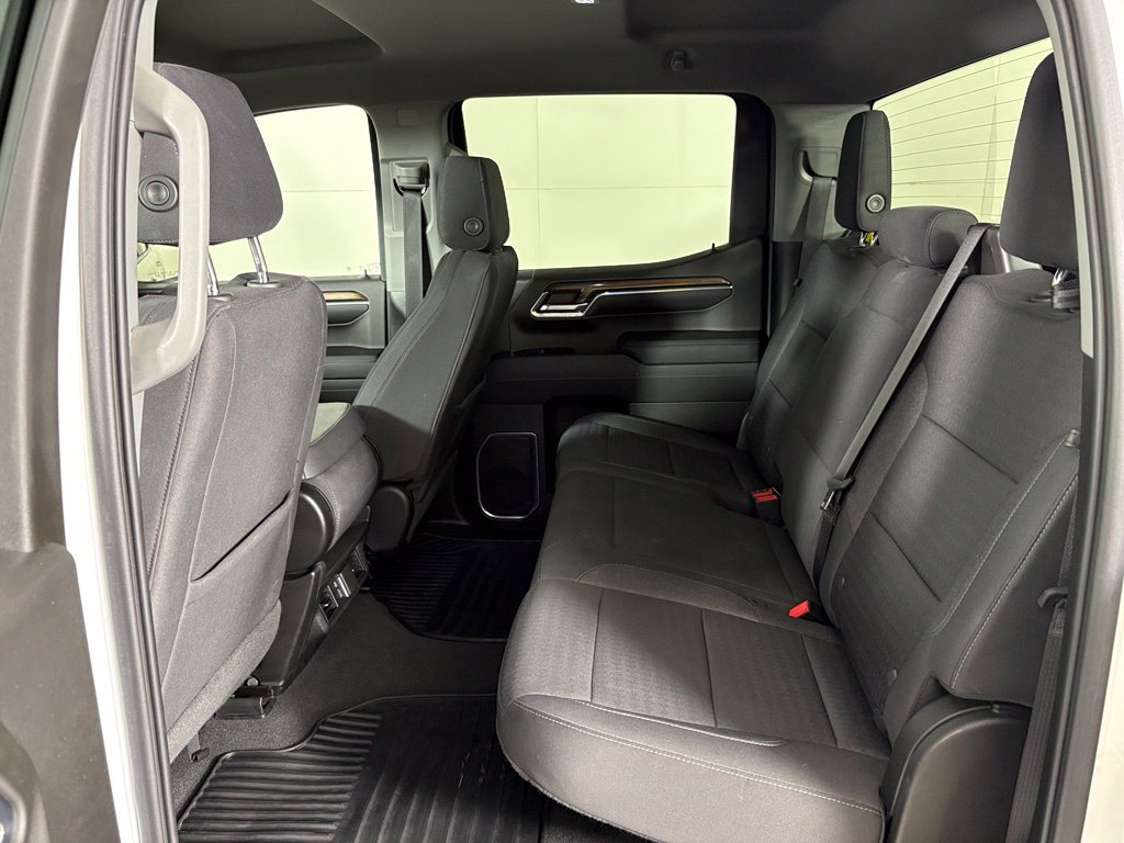 Used 2023 Chevrolet Silverado 1500 LT AWD/4WD image 34