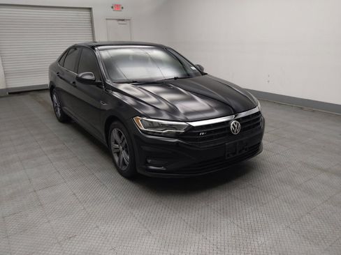 Used 2021 Volkswagen Jetta R-Line w/ R-Line Cold Weather Package FWD image 13