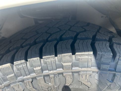 Certified 2024 Toyota 4Runner TRD Off-Road Premium w/ 4Runner Black Package (TMS) AWD/4WD image 30