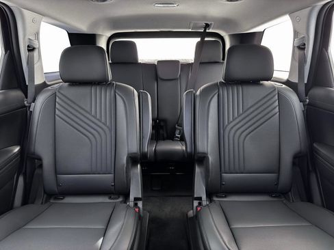 Used 2026 Hyundai Palisade SEL AWD/4WD image 17