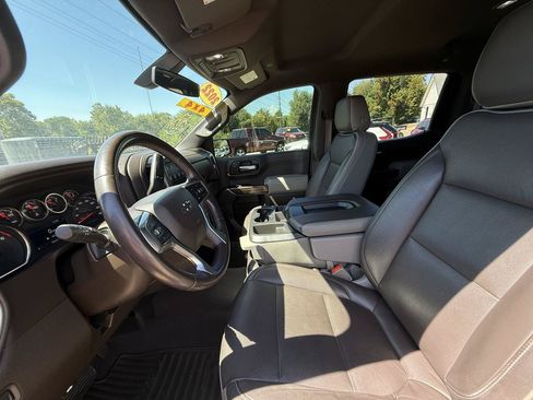 Used 2022 Chevrolet Silverado 1500 RST w/ Z71 Off-Road Package AWD/4WD image 11