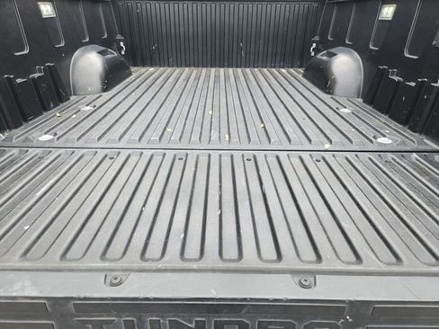 Used 2022 Toyota Tundra Platinum AWD/4WD image 25