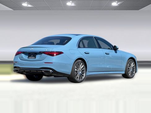 New 2026 Mercedes-Benz S 500 4MATIC image 9