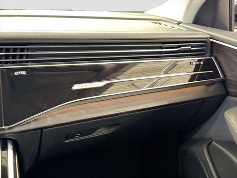 Certified 2023 Audi Q8 Premium Plus w/ Premium Plus Package image 19