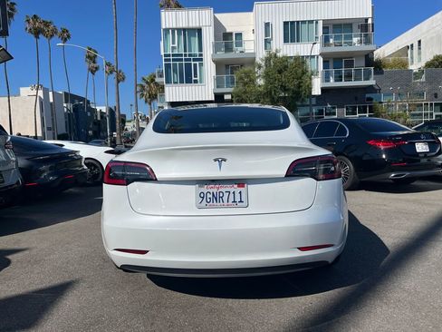 Used 2023 Tesla Model 3 Standard Range RWD image 9