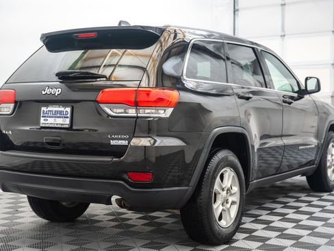 Used 2016 Jeep Grand Cherokee Laredo AWD/4WD image 5