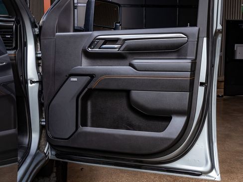 Used 2024 GMC Sierra 2500 AT4 w/ AT4 Premium Plus Package image 34