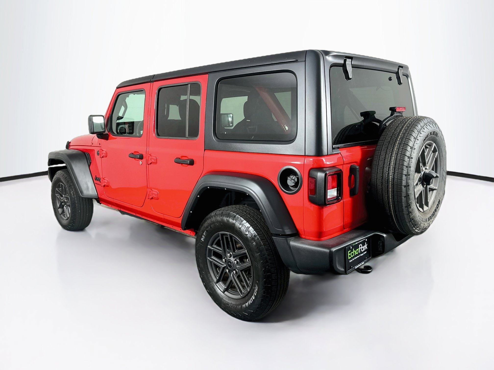 Used 2024 Jeep Wrangler Unlimited Sport AWD/4WD image 5
