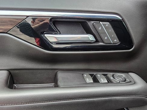 Used 2025 Chevrolet Tahoe Z71 w/ Sun And Tow Package image 12